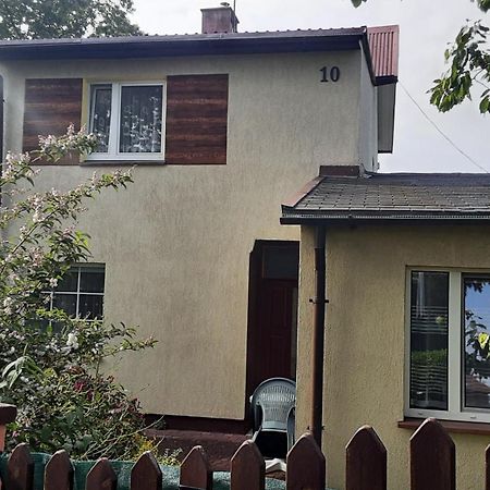 Dom Wakacyjny U Mirka Ustka Exteriér fotografie
